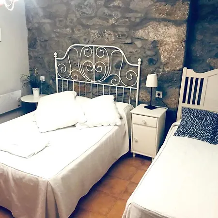 Spacious House In With Mountain View Casa vacanze Molinaseca