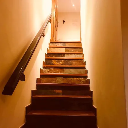 Spacious House In With Mountain View 펜션 *