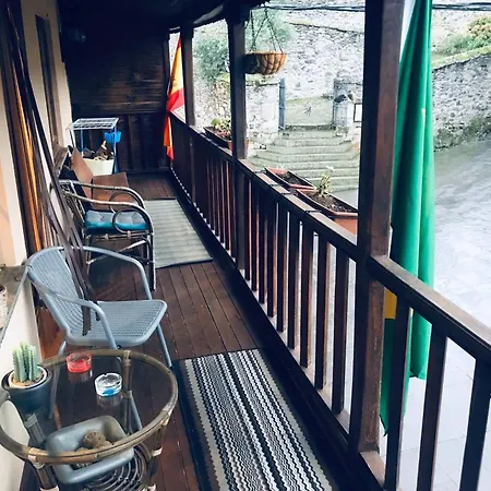 Spacious House In With Mountain View * 몰리나세카