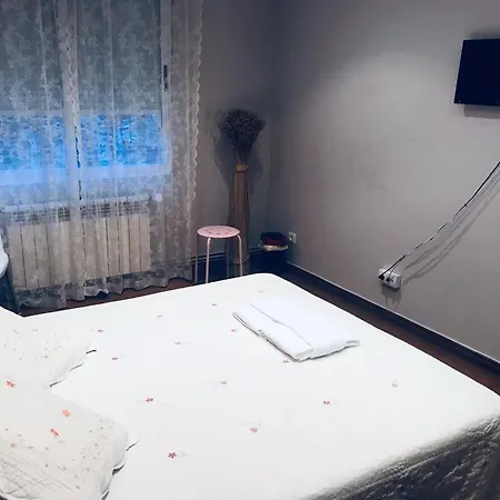 펜션 Spacious House In With Mountain View 몰리나세카