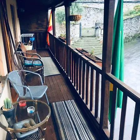 Spacious House In With Mountain View בית נופש *